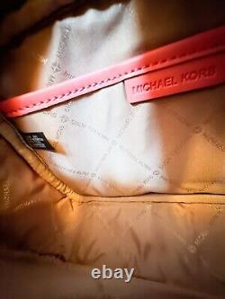 Michael Kors Jet Set Item Medium Crossbody Bag With Tech Attached Mk Tea Rose
