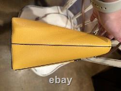 Michael Kors Jet Set Medium Pebbled Leather Pocket Tote Bag