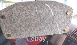Michael Kors Morgan Jet Set Medium Tote Vanilla Purse Handbag MK Signature EUC